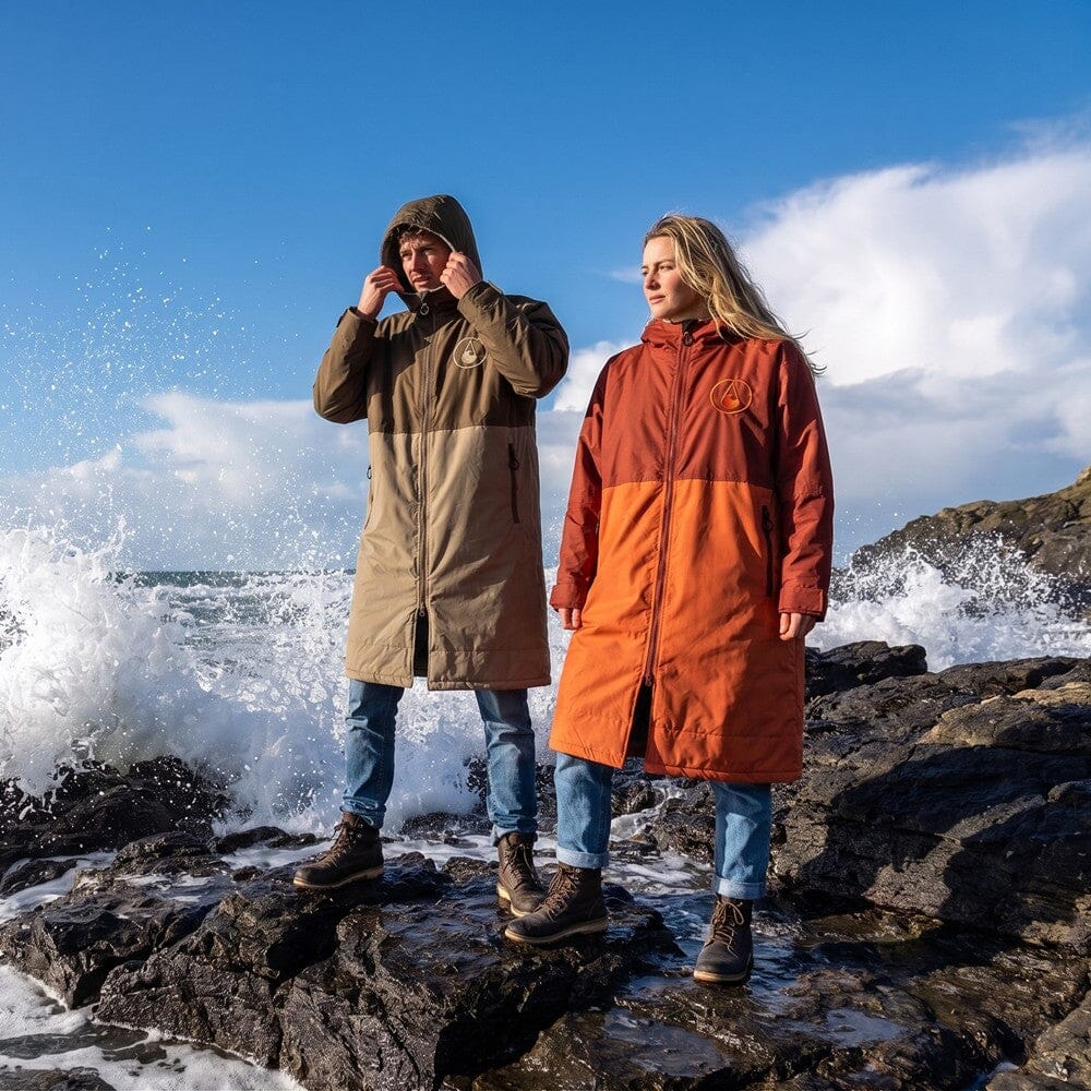 Storm Robe Yukon red Wasserdichte Storm Ponchos WAVE HAWAII